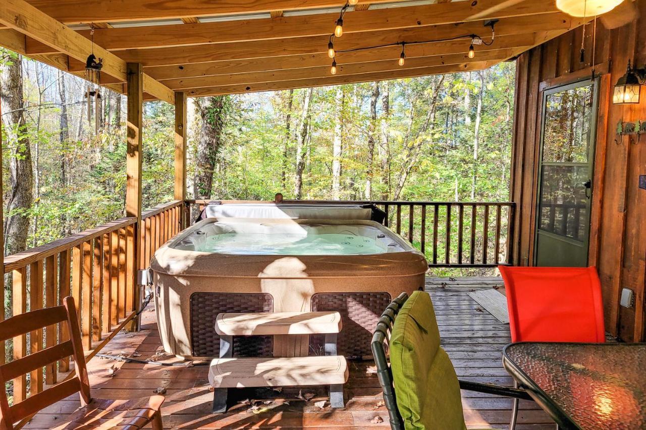 Friendly Bear Cabin Пиджен Фордж Екстериор снимка