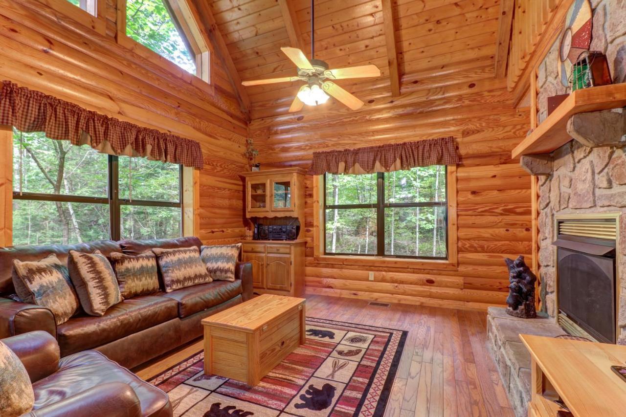 Friendly Bear Cabin Пиджен Фордж Екстериор снимка